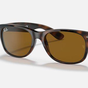 RAY-BAN NEW WAYFARER TORTOISE WITH CASE